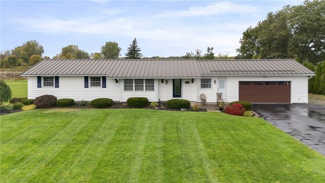 2461 Sweden Walker Road, Clarkson, NY 14420