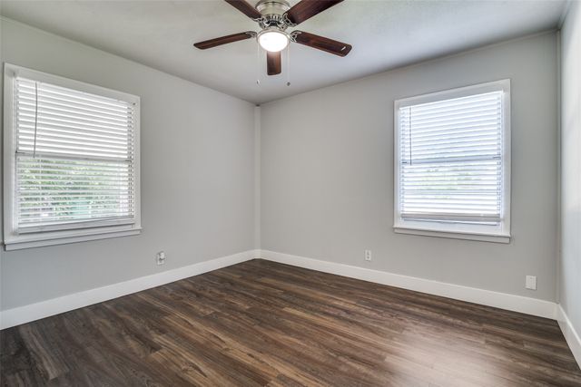 311 Ridgefield Circle, Mesquite, TX 75149