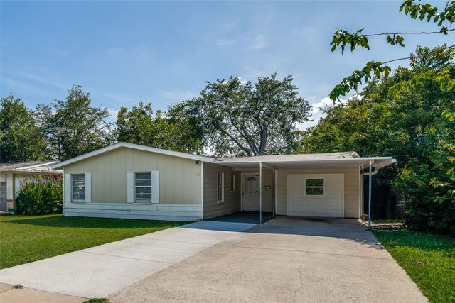 311 Ridgefield Circle, Mesquite, TX 75149