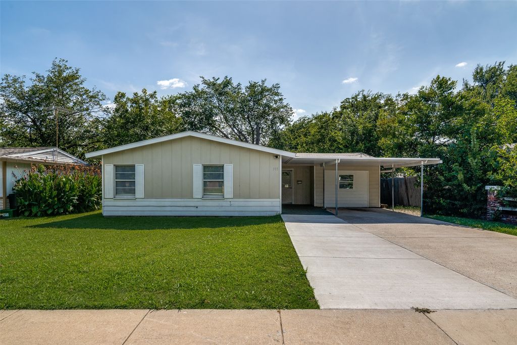 311 Ridgefield Circle, Mesquite, TX 75149
