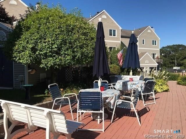 63 Glenrock Road 63, Norwalk, CT 06850