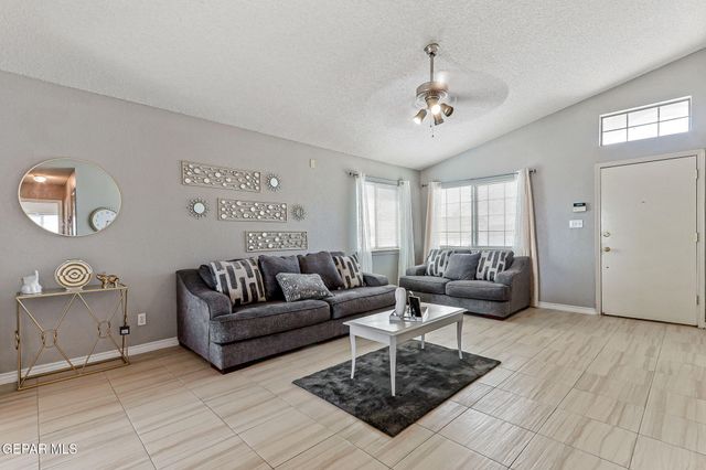 3672 Tierra Alba Drive, El Paso, TX 79938