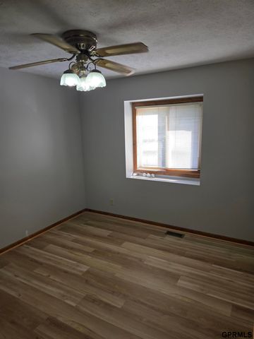 3256 Tammy Street, Bellevue, NE 68123