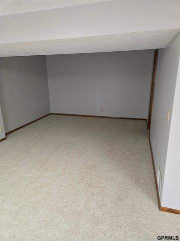 3256 Tammy Street, Bellevue, NE 68123