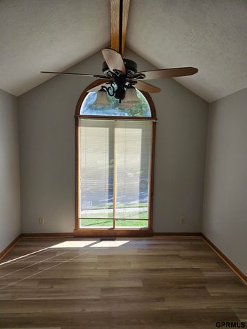 3256 Tammy Street, Bellevue, NE 68123