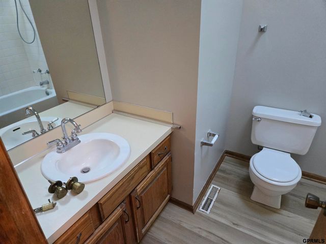 3256 Tammy Street, Bellevue, NE 68123