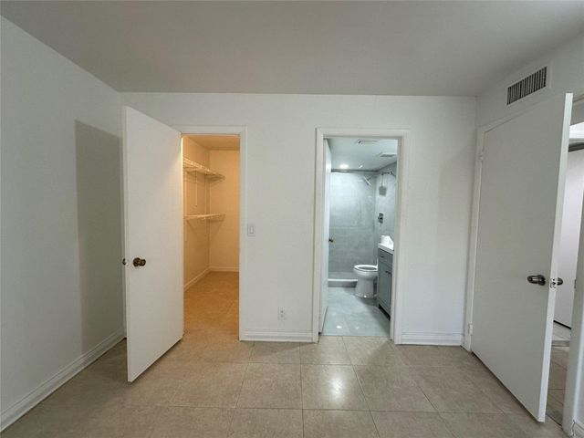 567 Trace Circle 110, Deerfield Beach, FL 33441