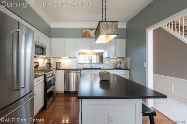 39587 Dun Rovin Drive 68, Northville Township, MI 48168