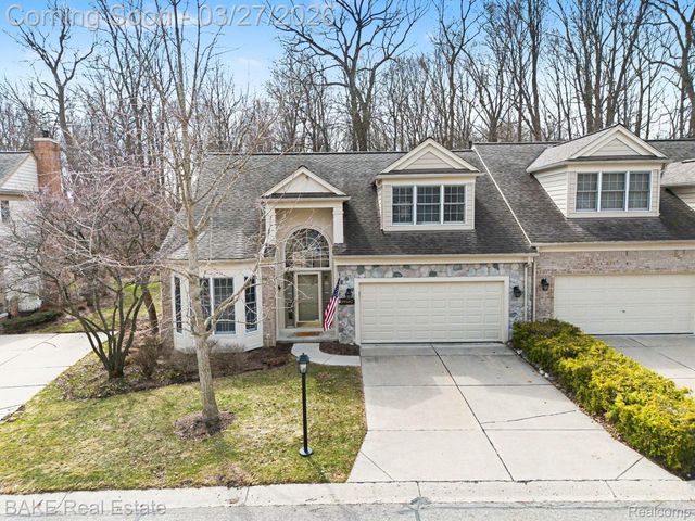 39587 Dun Rovin Drive 68, Northville Township, MI 48168