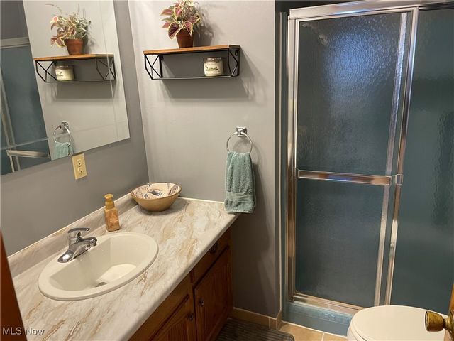 1381 Robb Road, Conneaut, OH 44030