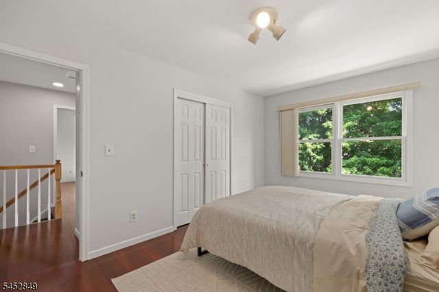 51 Diana Dr, South Plainfield Boro, NJ 07080
