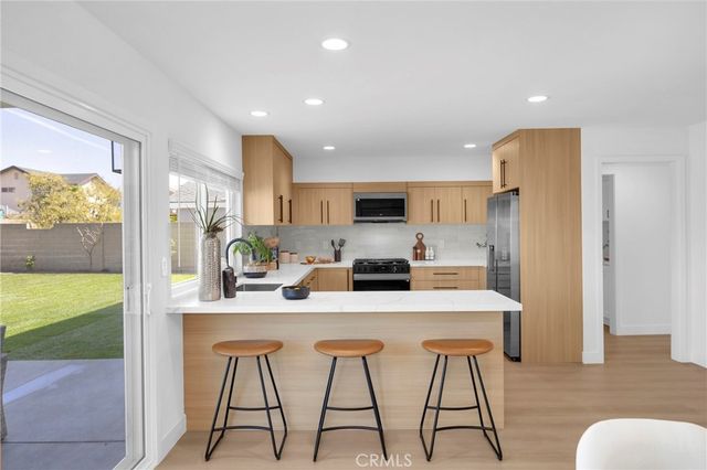 8891 Pebble Beach, Westminster, CA 92683