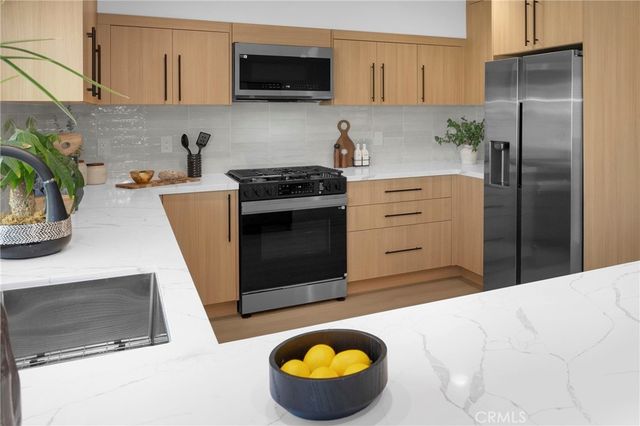 8891 Pebble Beach, Westminster, CA 92683