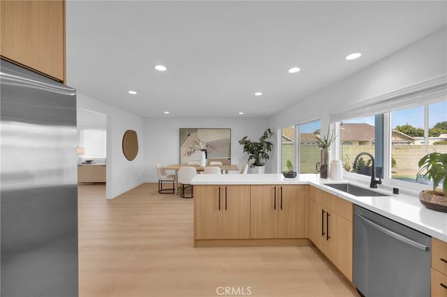 8891 Pebble Beach, Westminster, CA 92683