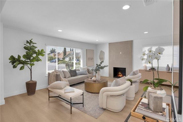 8891 Pebble Beach, Westminster, CA 92683