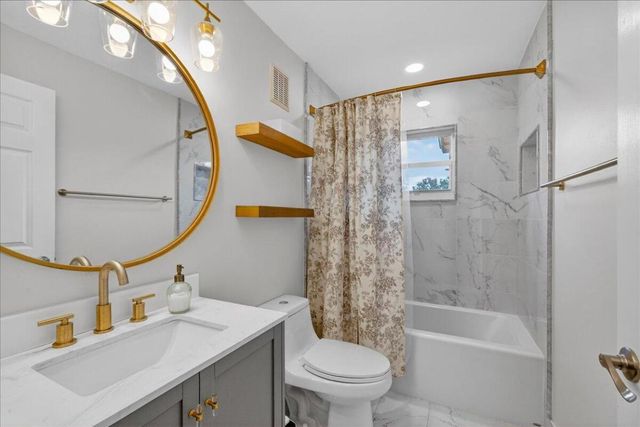 3544 Lakewood Place, Coconut Creek, FL 33073