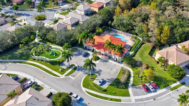 3544 Lakewood Place, Coconut Creek, FL 33073