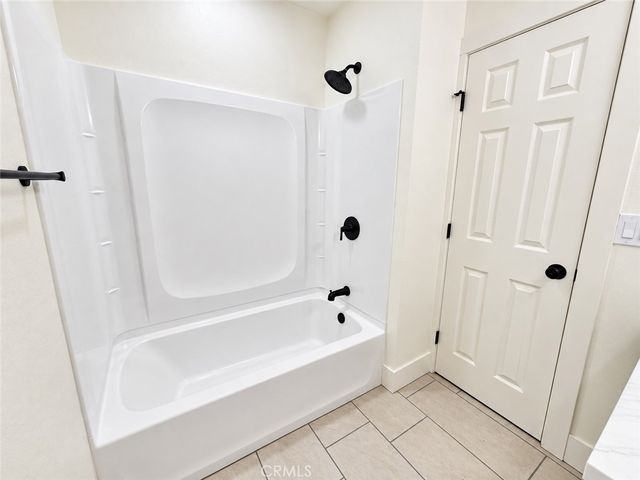 1279 N Roosevelt, Fresno, CA 93728