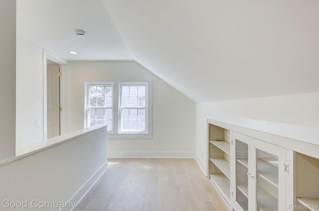23 Fairwood Boulevard, Pleasant Ridge, MI 48069
