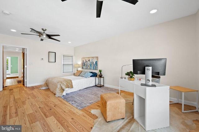 1020 6TH ST NE, Washington, DC 20002