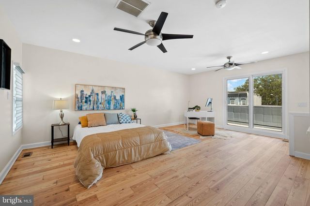 1020 6TH ST NE, Washington, DC 20002