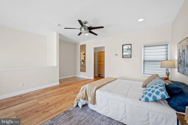 1020 6TH ST NE, Washington, DC 20002