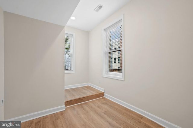 1020 6TH ST NE, Washington, DC 20002