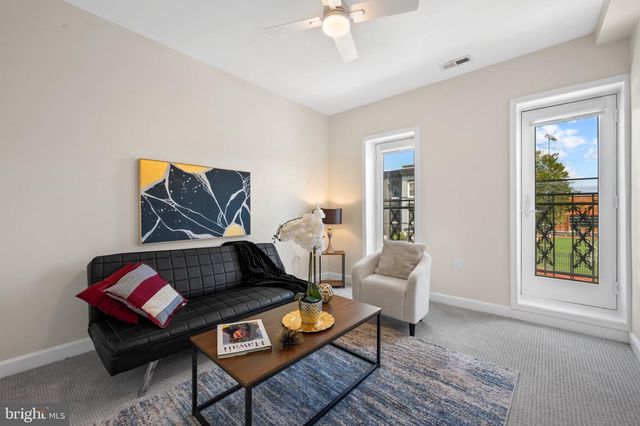 1020 6TH ST NE, Washington, DC 20002