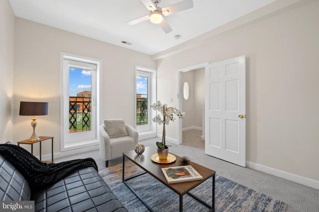 1020 6TH ST NE, Washington, DC 20002