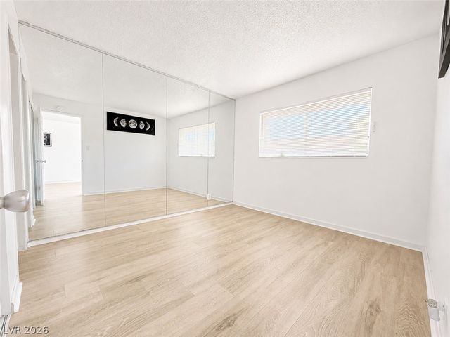 3720 Royal Crest Street 15, Las Vegas, NV 89119