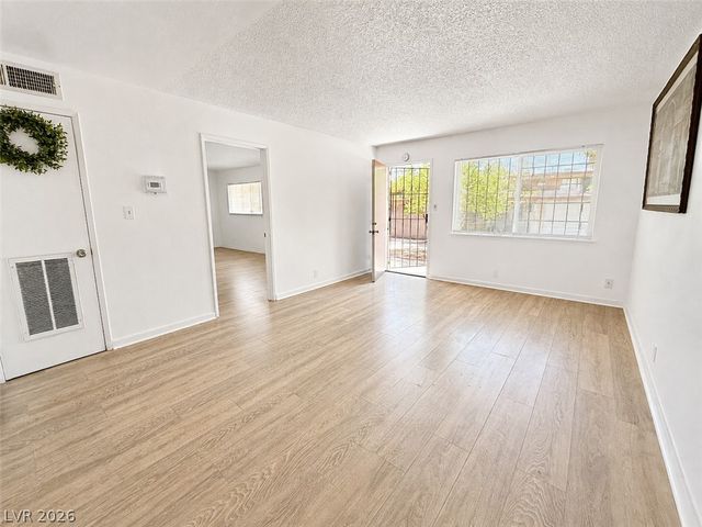 3720 Royal Crest Street 15, Las Vegas, NV 89119