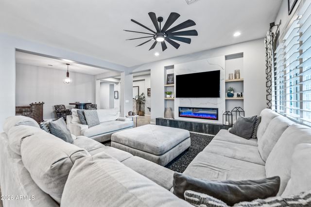 28077 N 100TH Drive, Peoria, AZ 85383