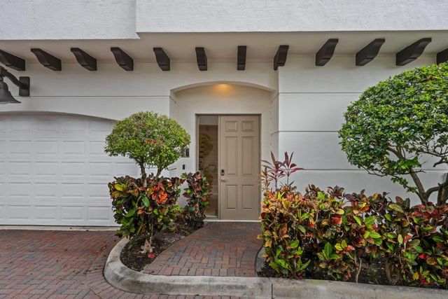 285 SE 6th Avenue I, Delray Beach, FL 33483