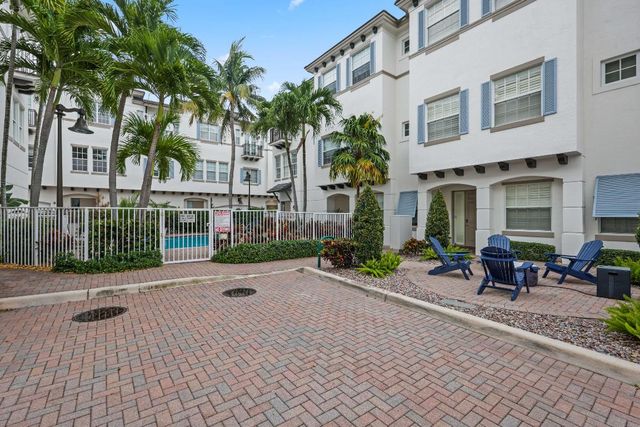 285 SE 6th Avenue I, Delray Beach, FL 33483
