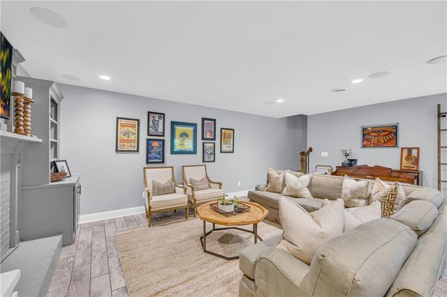 909 Parkhill Place, Gainesville, GA 30501