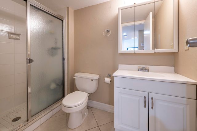 6911 Environ Boulevard 8g, Lauderhill, FL 33319