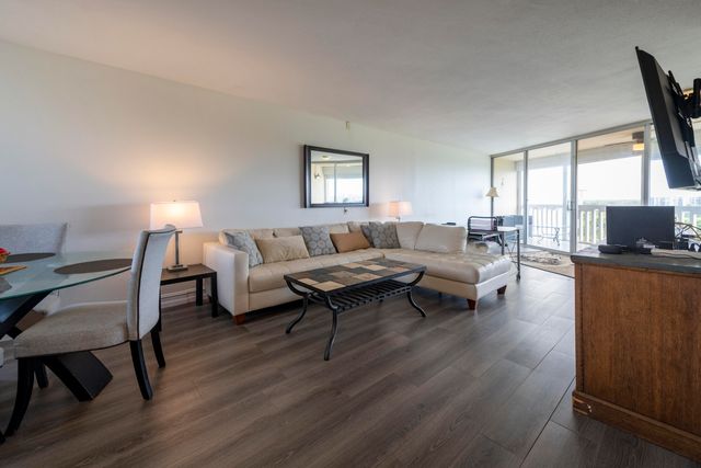 6911 Environ Boulevard 8g, Lauderhill, FL 33319