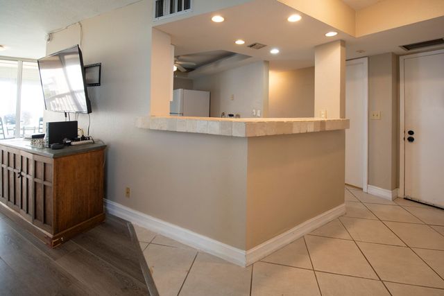 6911 Environ Boulevard 8g, Lauderhill, FL 33319