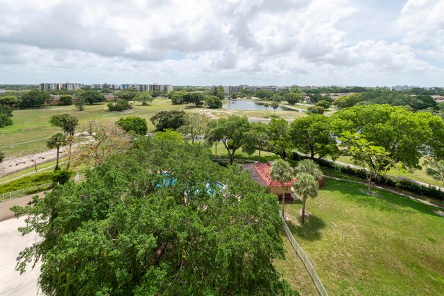 6911 Environ Boulevard 8g, Lauderhill, FL 33319
