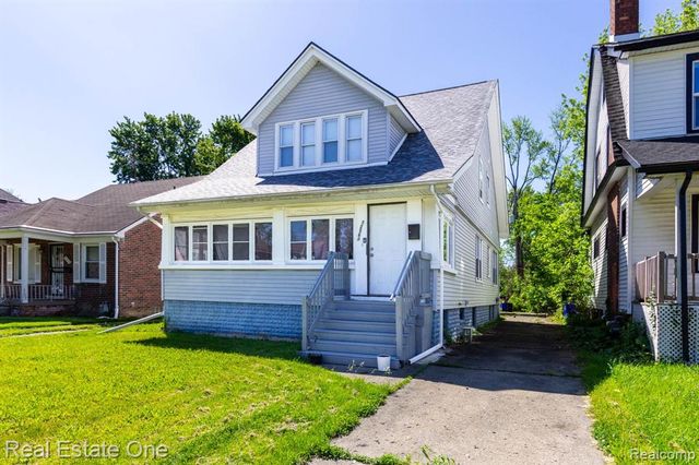 12568 Wilshire Drive, Detroit, MI 48213