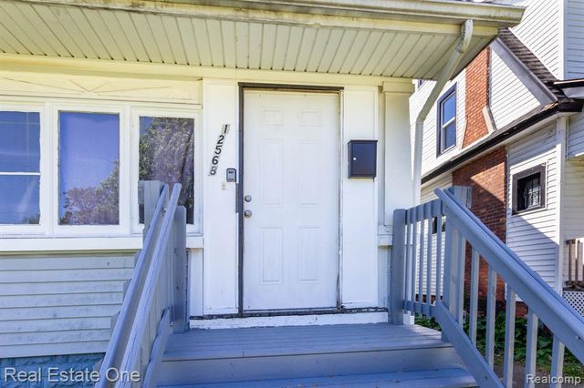 12568 Wilshire Drive, Detroit, MI 48213