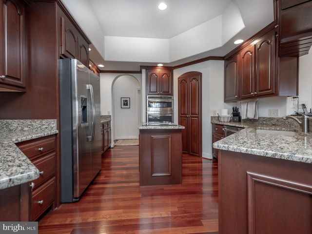 2368 CASTLEGREEN DRIVE, Greencastle, PA 17225