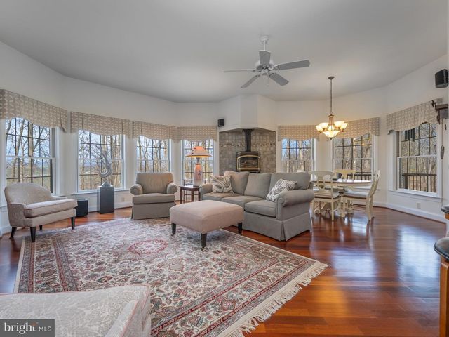 2368 CASTLEGREEN DRIVE, Greencastle, PA 17225