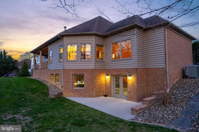 2368 CASTLEGREEN DRIVE, Greencastle, PA 17225