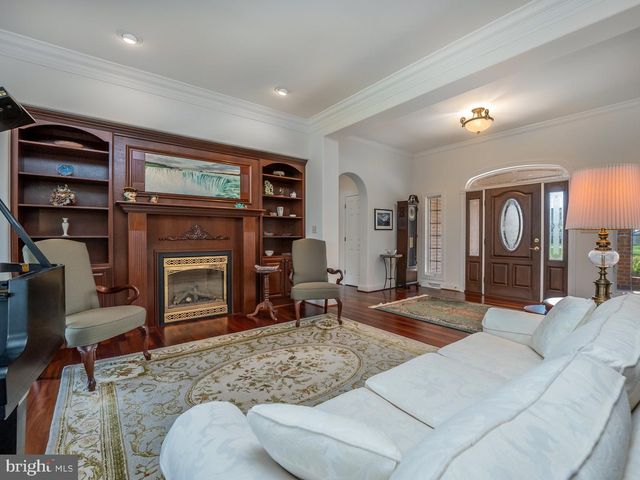 2368 CASTLEGREEN DRIVE, Greencastle, PA 17225