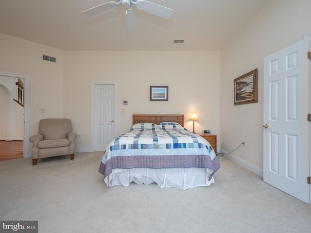 2368 CASTLEGREEN DRIVE, Greencastle, PA 17225