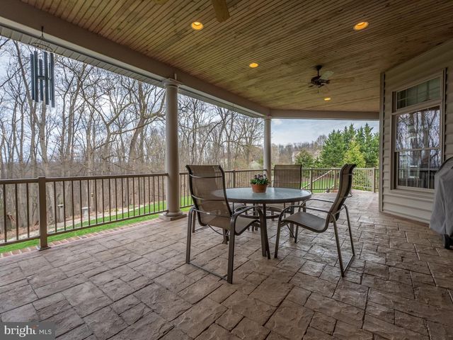 2368 CASTLEGREEN DRIVE, Greencastle, PA 17225