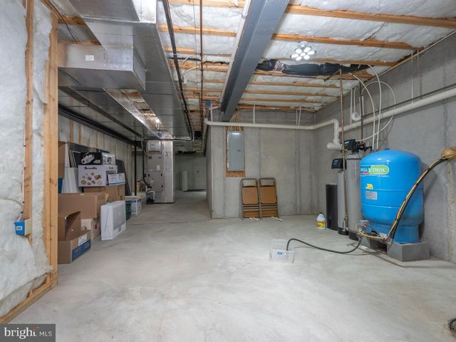 2368 CASTLEGREEN DRIVE, Greencastle, PA 17225