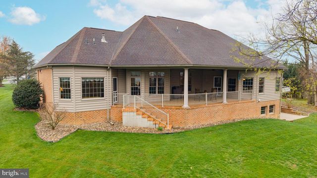 2368 CASTLEGREEN DRIVE, Greencastle, PA 17225