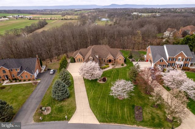 2368 CASTLEGREEN DRIVE, Greencastle, PA 17225